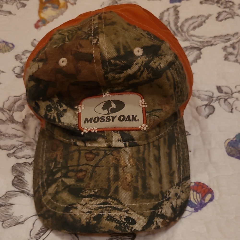 Mossy Oak Kid's Camouflage Cap with Orange Highlights